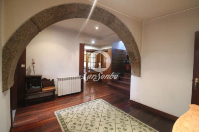 Moradia T5 para Venda em Fânzeres e São Pedro da Cova