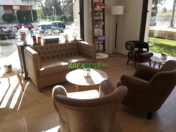 Loja para Trespasse em Lumiar