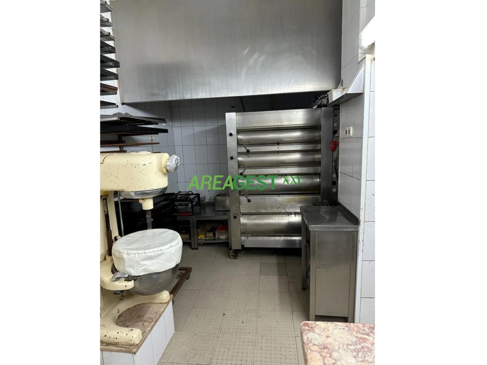 Loja para Venda em Santo António Foto 8