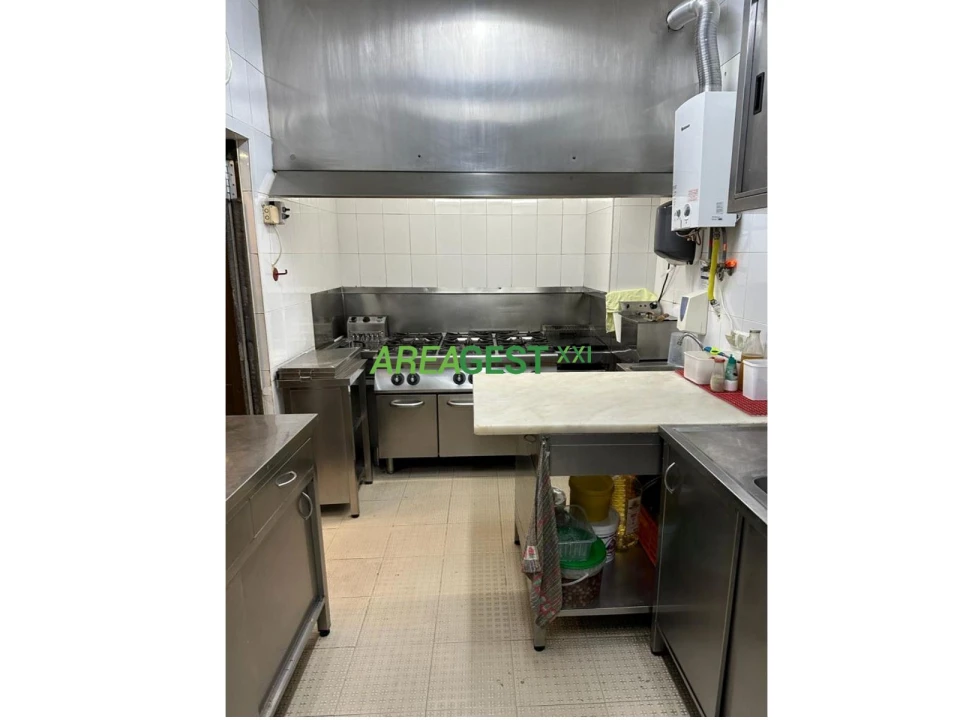 Loja para Venda em Santo António Foto 10