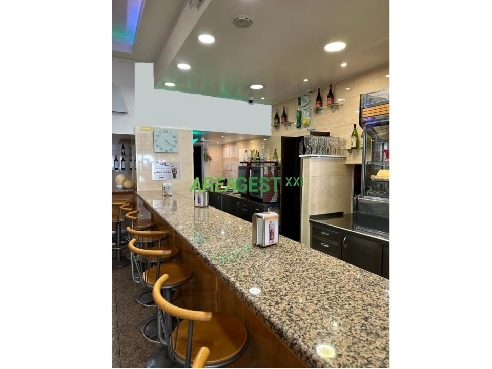 Loja para Venda em Santo António Foto 6