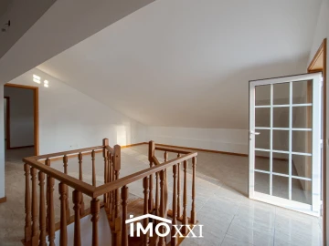 Moradia T5 para Venda em Fiães