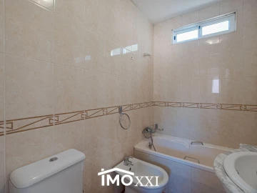 Moradia T5 para Venda em Fiães