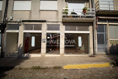 Loja para Venda em Alfena