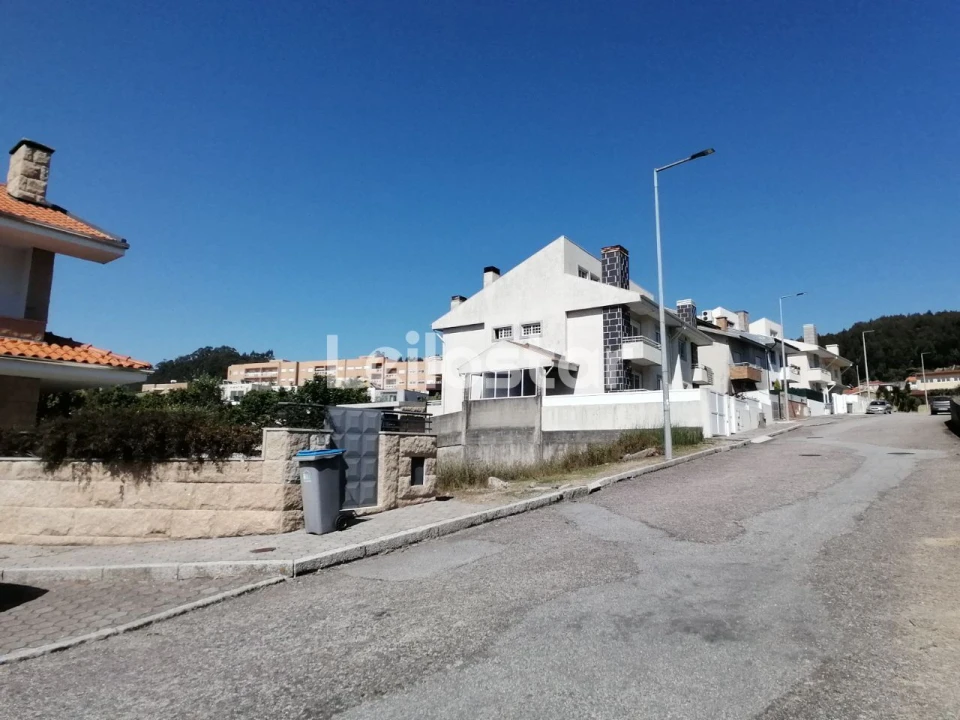 Terreno para Venda em Canelas Foto 1