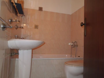 Moradia T5 para Venda em Santa Maria da Devesa