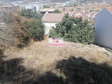 Terreno para Venda em Vialonga