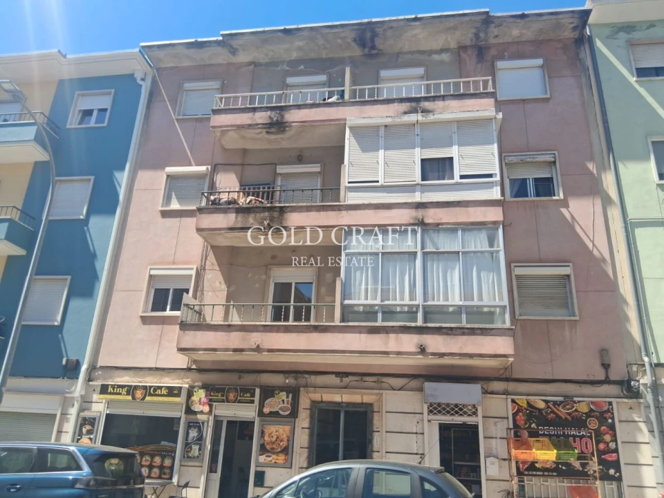 Apartamento T2 para Venda em Venteira Foto 19