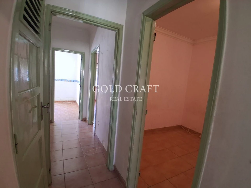 Apartamento T2 para Venda em Venteira Foto 6