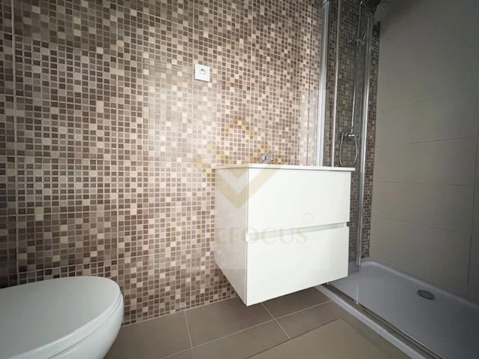 Apartamento T0 para Venda em Esmoriz Foto 17