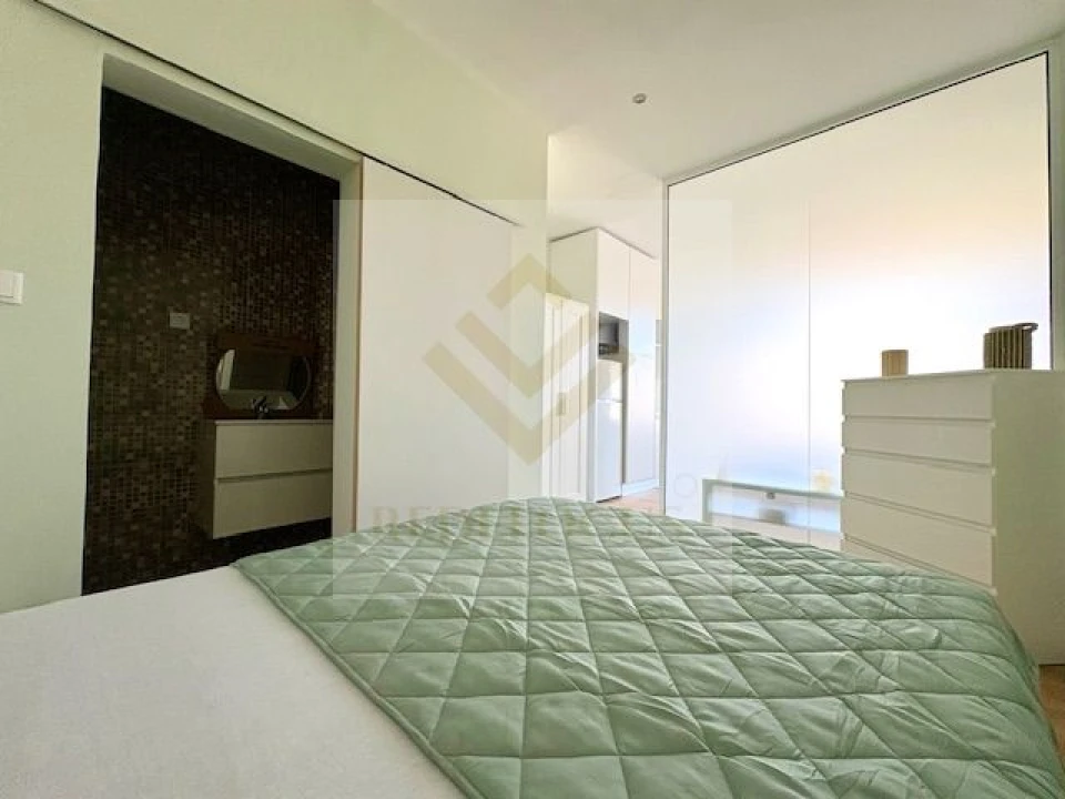 Apartamento T0 para Venda em Esmoriz Foto 16