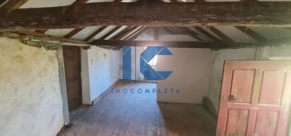 Moradia T2 para Venda em Junqueira