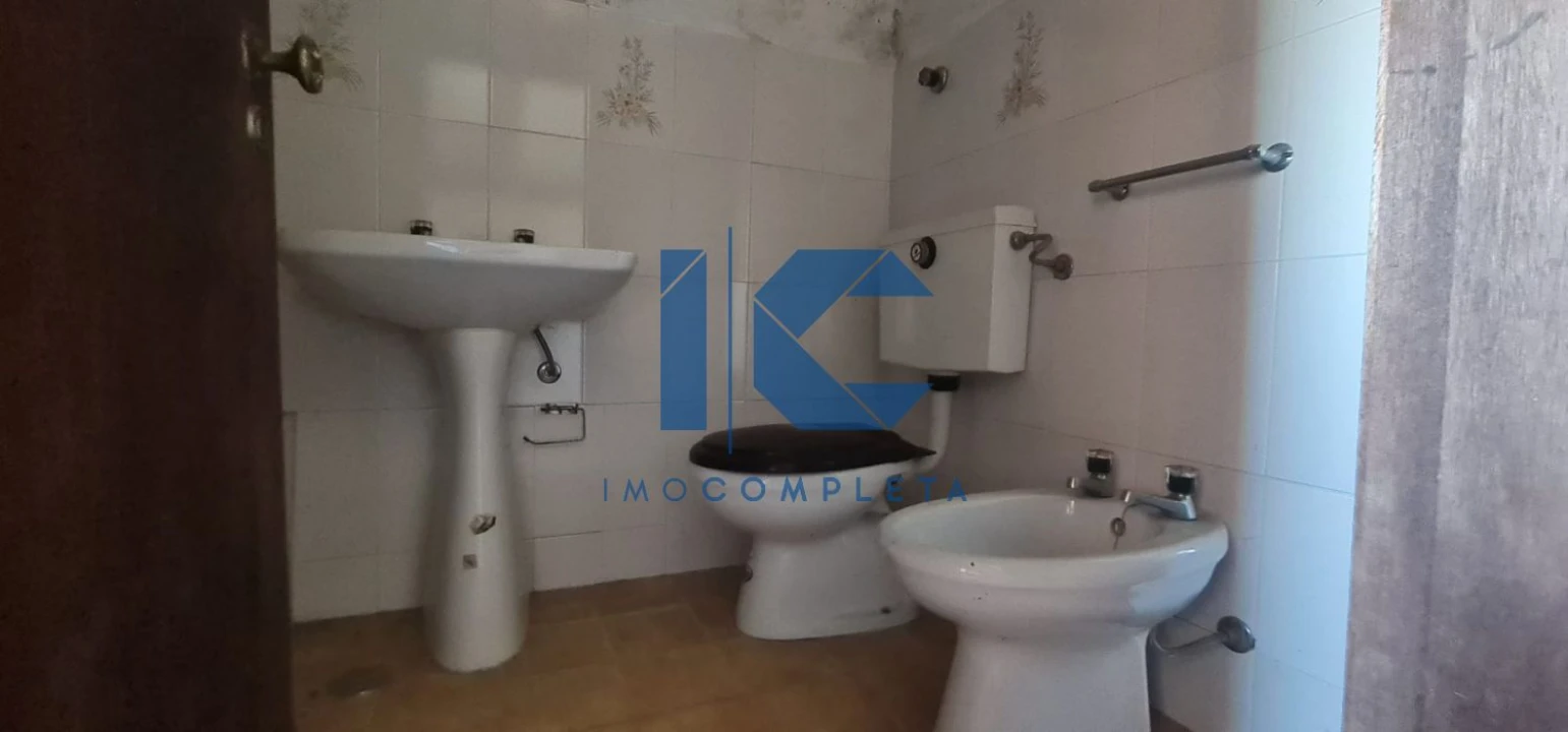 Moradia T2 para Venda em Junqueira Foto 13