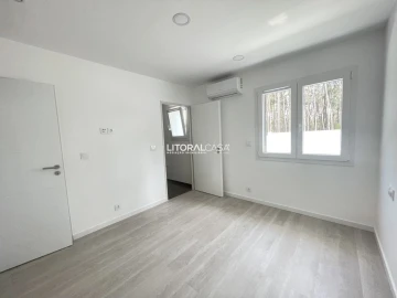 Moradia T3 para Venda em Fonte de Angeão e Covão do Lobo