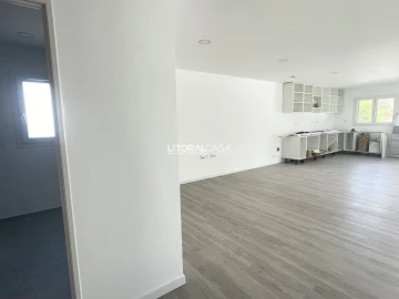 Moradia T3 para Venda em Fonte de Angeão e Covão do Lobo