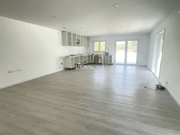 Moradia T3 para Venda em Fonte de Angeão e Covão do Lobo