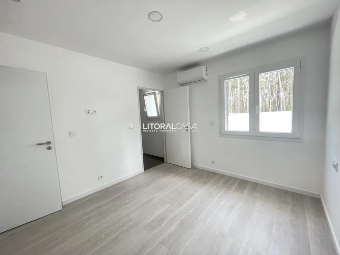 Moradia T3 para Venda em Fonte de Angeão e Covão do Lobo Foto 12