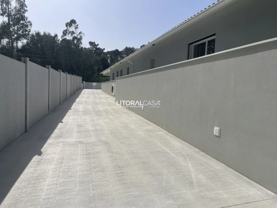 Moradia T3 para Venda em Fonte de Angeão e Covão do Lobo Foto 34