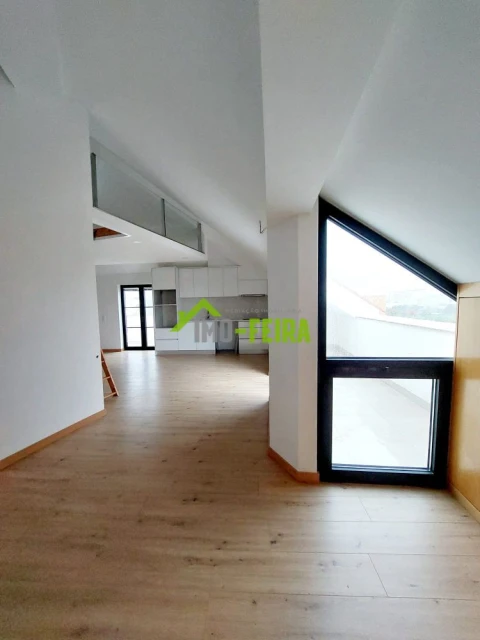 Apartamento T0 para Venda em Ovar, São João, Arada e São Vicente de Pereira Jusã