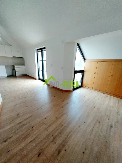 Apartamento T0 para Venda em Ovar, São João, Arada e São Vicente de Pereira Jusã
