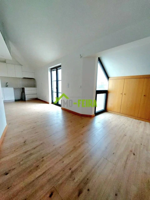 Apartamento T0 para Venda em Ovar, São João, Arada e São Vicente de Pereira Jusã