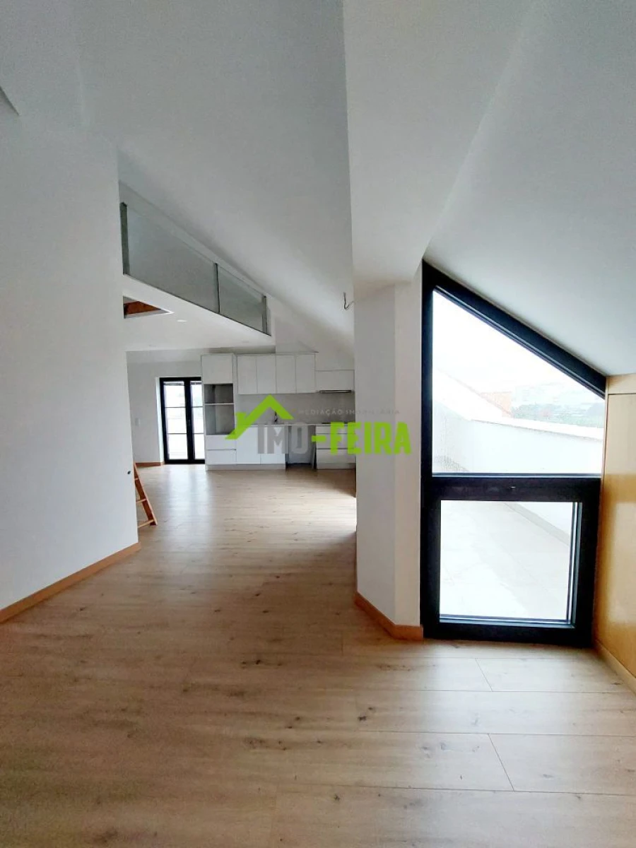 Apartamento T0 para Venda em Ovar, São João, Arada e São Vicente de Pereira Jusã Foto 12