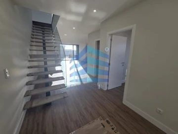 Moradia T4 para Venda em Aradas