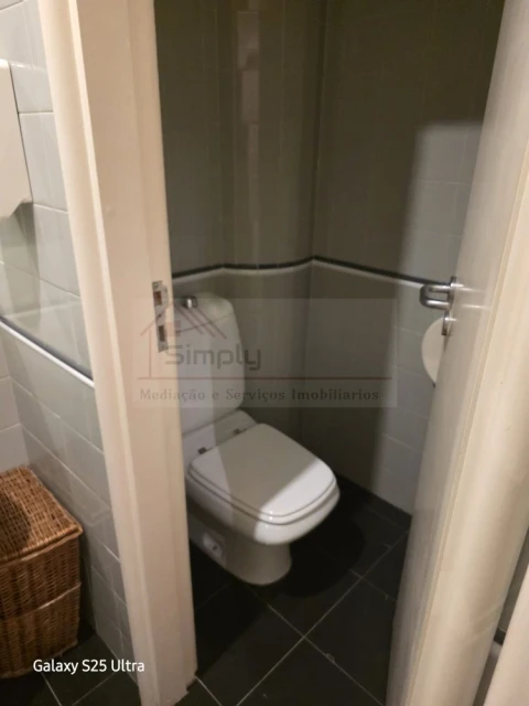 Loja para Arrendamento em Alvalade