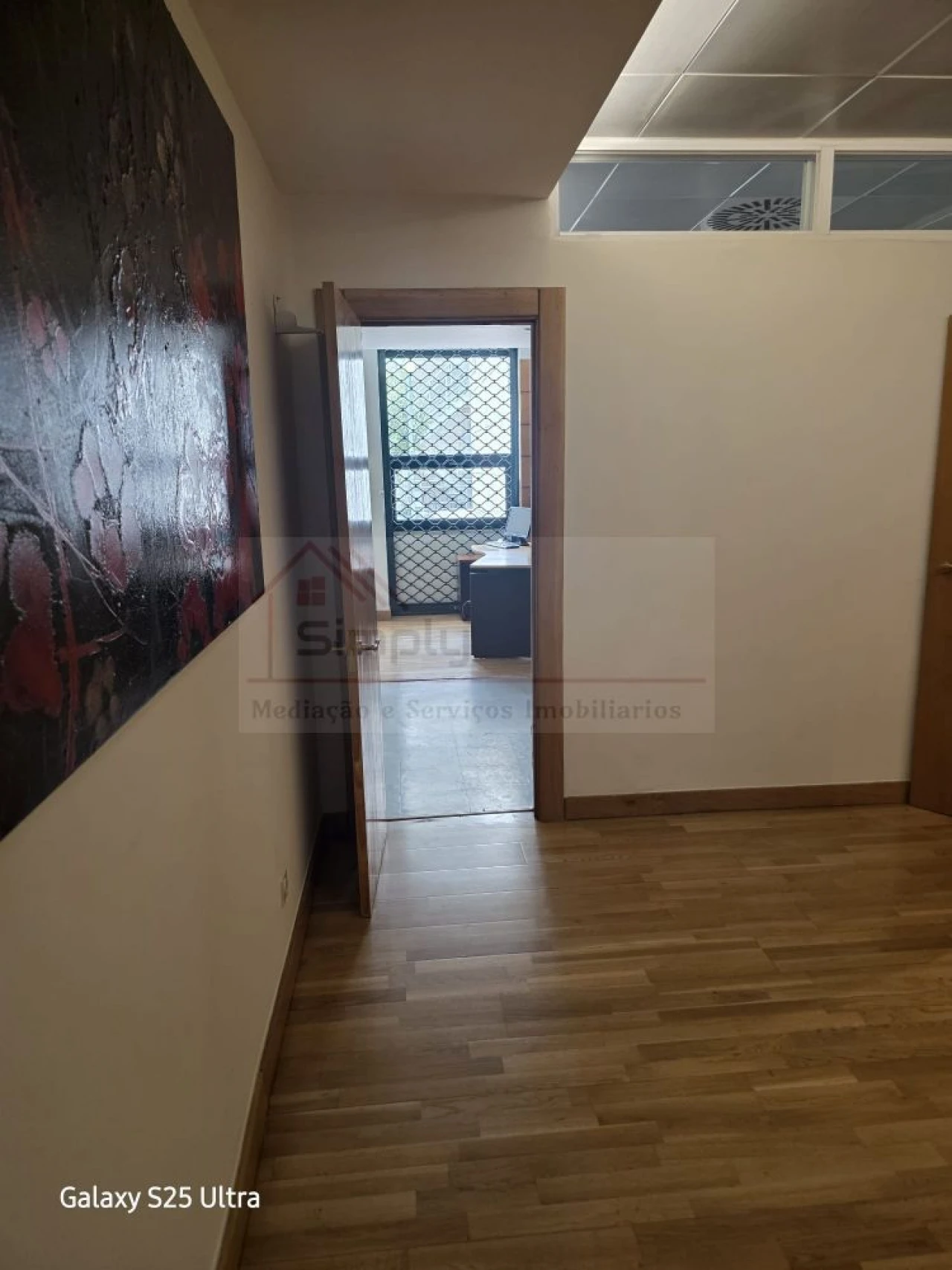 Loja para Arrendamento em Alvalade Foto 9