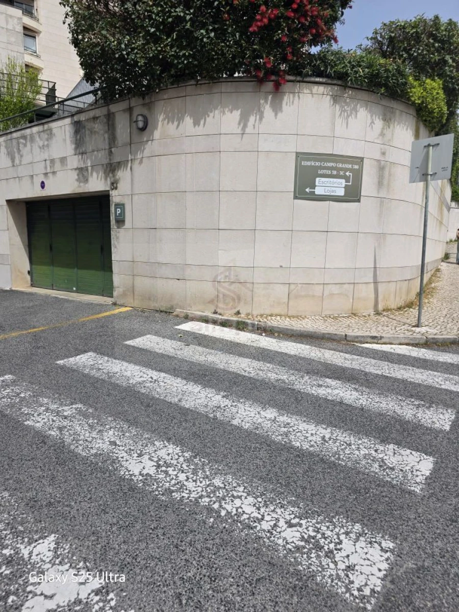 Loja para Arrendamento em Alvalade Foto 25