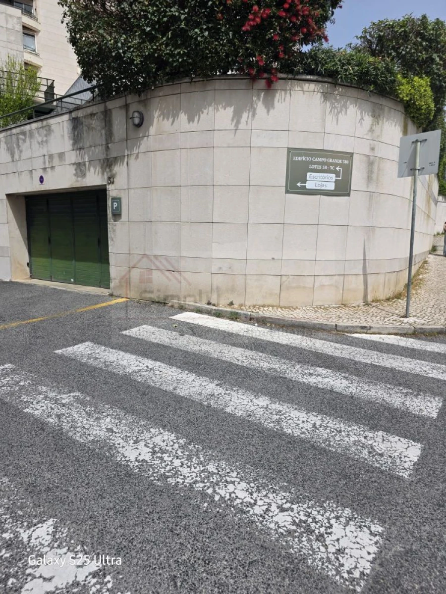 Loja para Arrendamento em Alvalade Foto 25