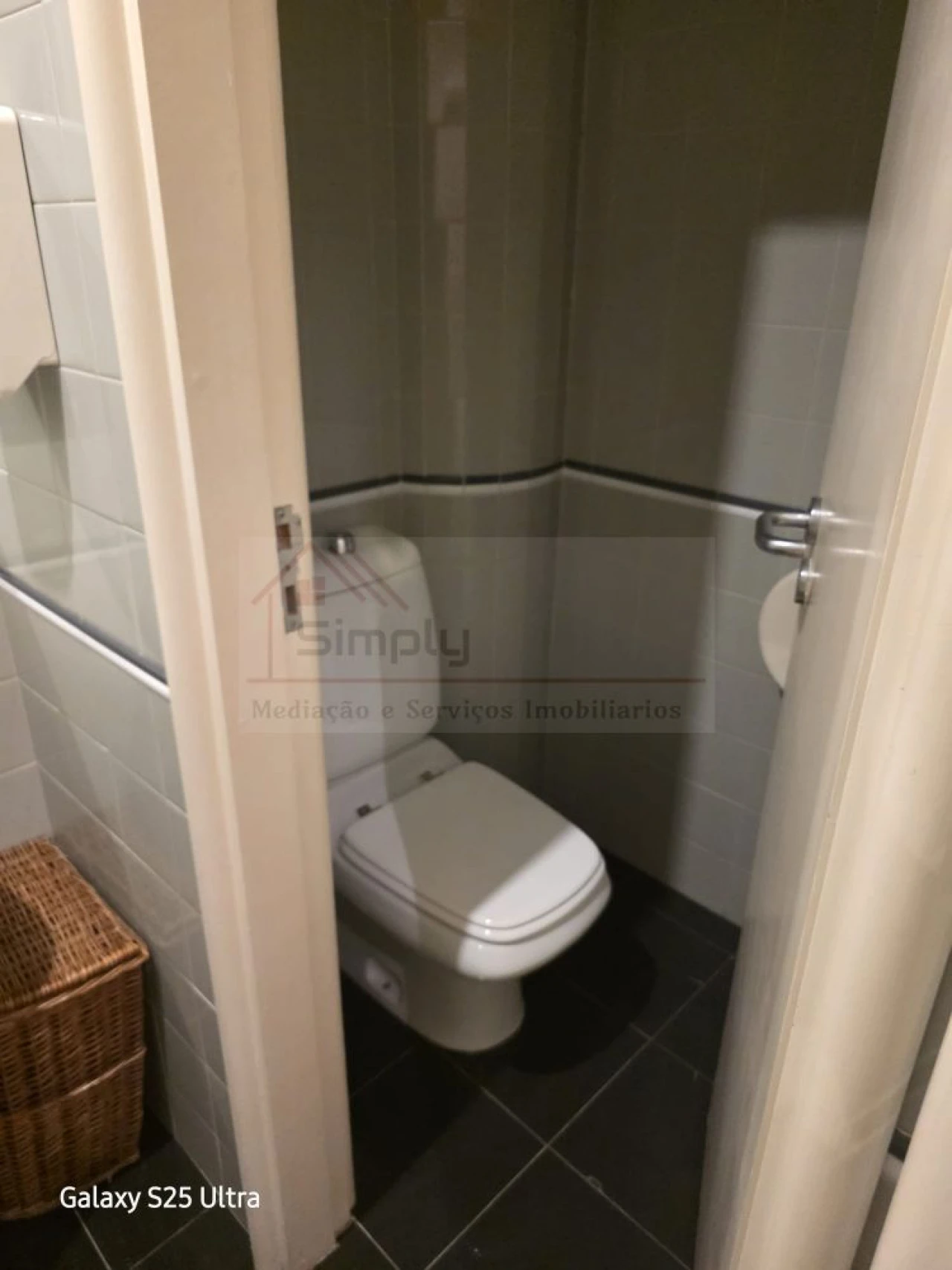 Loja para Arrendamento em Alvalade Foto 14