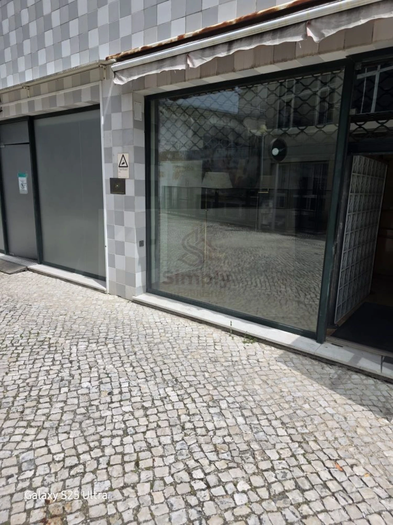 Loja para Arrendamento em Alvalade Foto 18