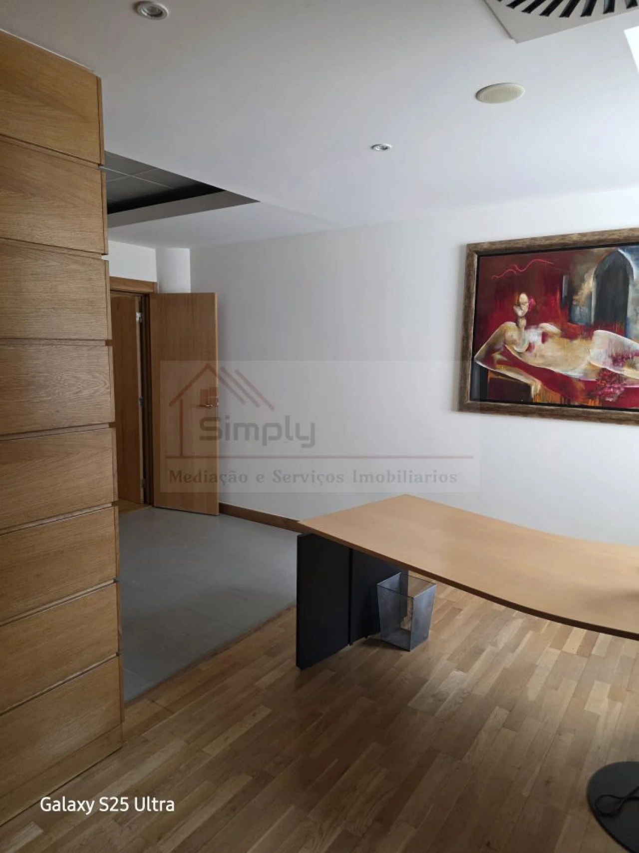 Loja para Arrendamento em Alvalade Foto 2