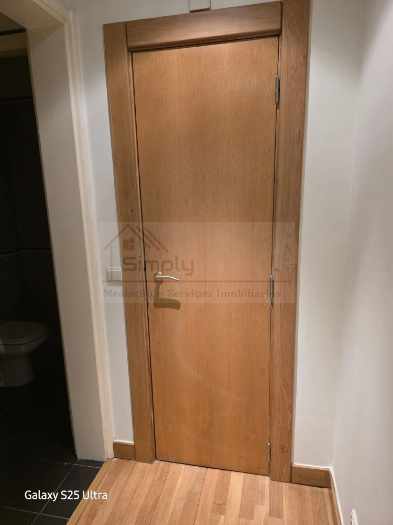 Loja para Arrendamento em Alvalade Foto 11