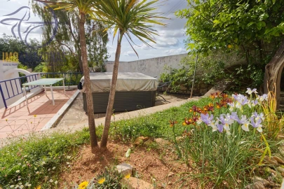 Moradia T2 para Venda em Alcantarilha e Pêra