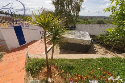 Moradia T2 para Venda em Alcantarilha e Pêra