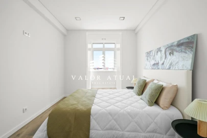 Apartamento T3 para Venda em Benfica