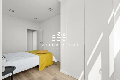 Apartamento T3 para Venda em Benfica