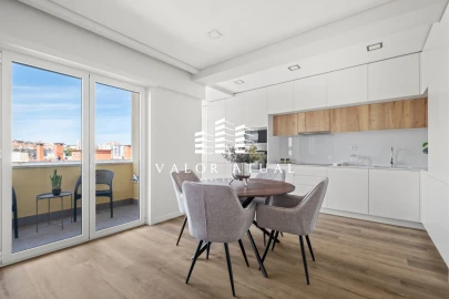 Apartamento T3 para Venda em Benfica