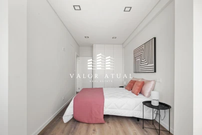 Apartamento T3 para Venda em Benfica