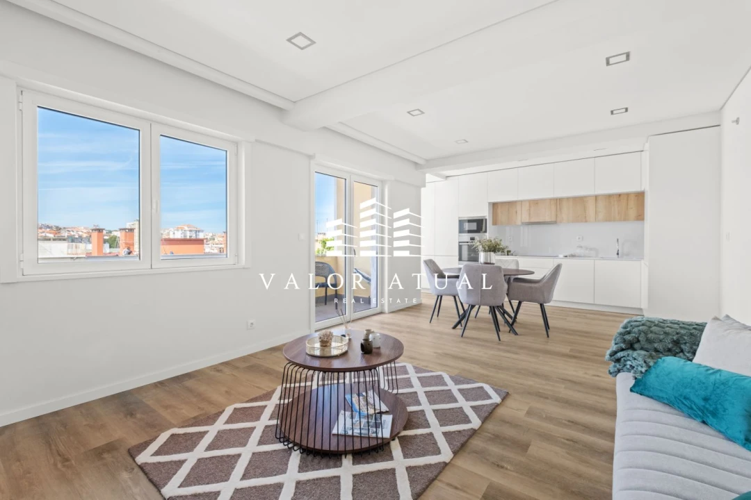 Apartamento T3 para Venda em Benfica Foto 1