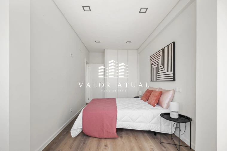 Apartamento T3 para Venda em Benfica Foto 14