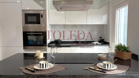 Apartamento T3 para Venda em Benfica