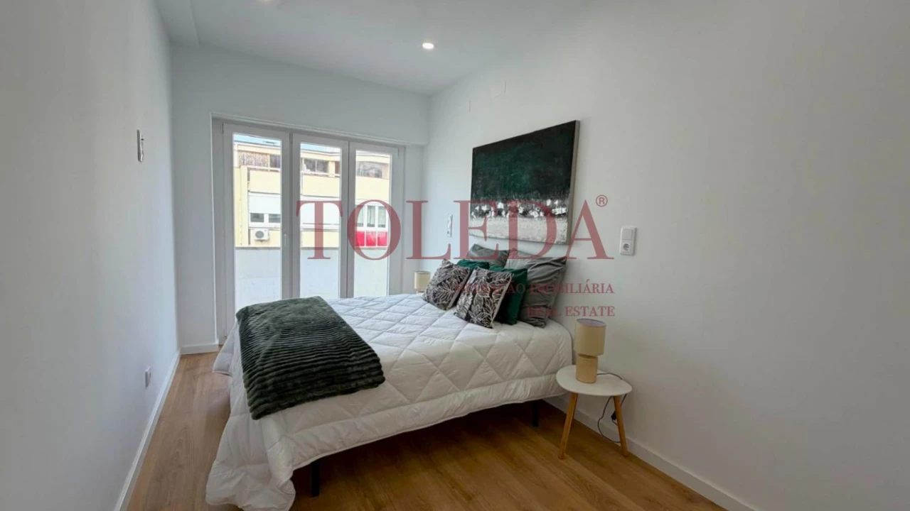 Apartamento T3 para Venda em Benfica Foto 19