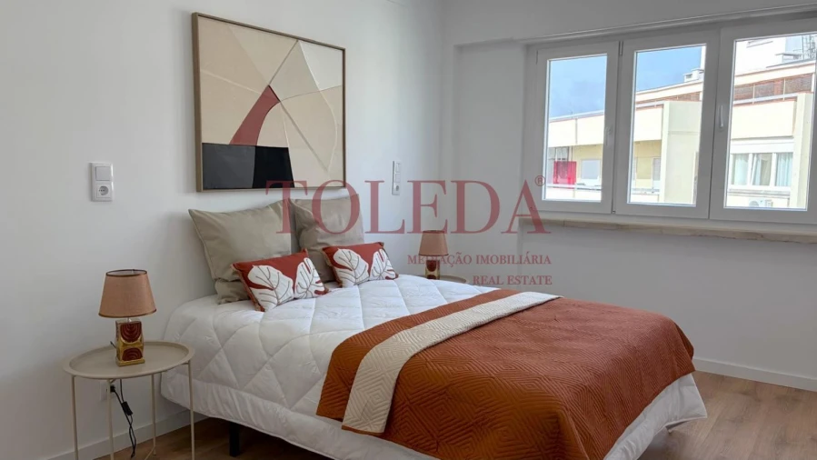 Apartamento T3 para Venda em Benfica Foto 10