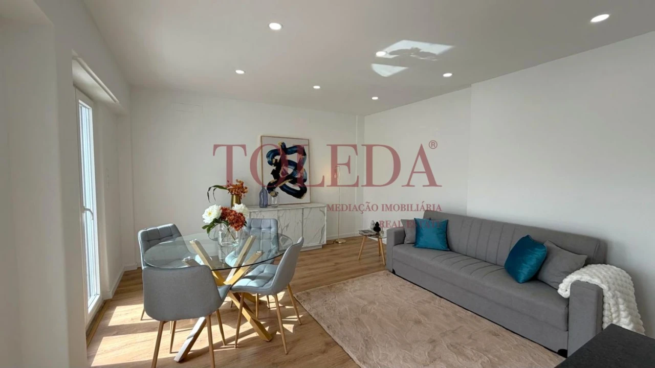 Apartamento T3 para Venda em Benfica Foto 4