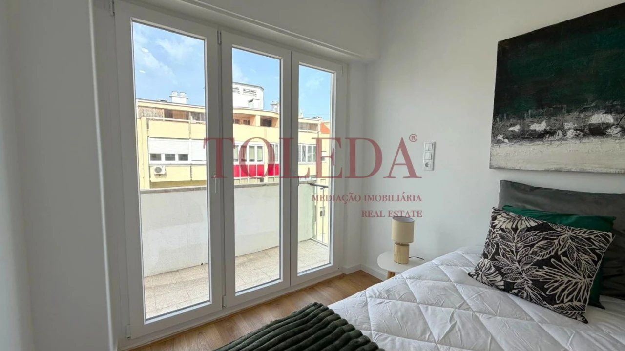 Apartamento T3 para Venda em Benfica Foto 21