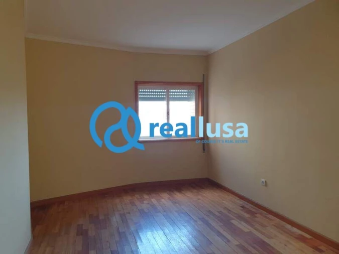 Apartamento T2 para Venda em Rio Tinto Foto 7