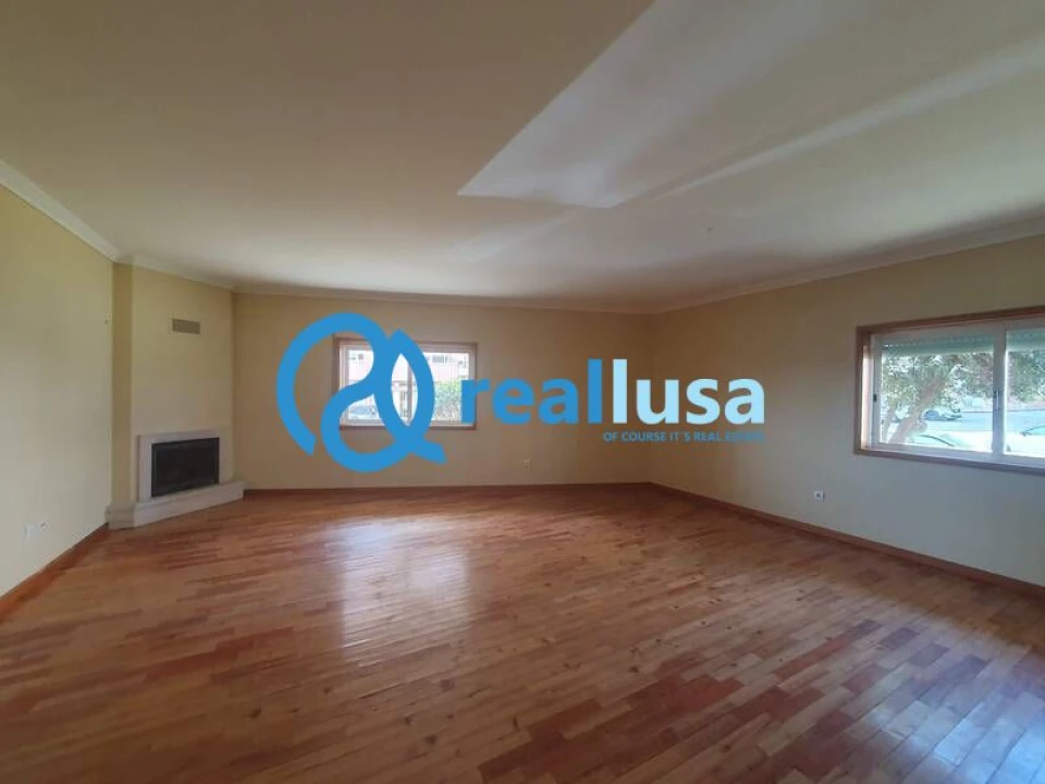 Apartamento T2 para Venda em Rio Tinto Foto 1